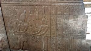 Sacerdote en Kom Ombo