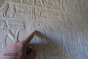 Detalles grabados en c&aacute;maras Mereruka