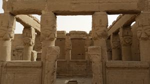 Las Columnas de los Dioses Hator Dandara