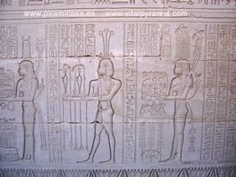 Ofrendas de los Dioses Dendera