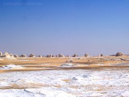 Desierto blanco de d&iacute;a