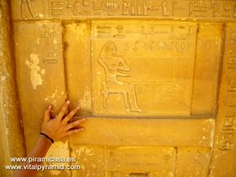 Jerogl&iacute;ficos de Sakkara