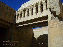 Jeds en cornisa Sakkara