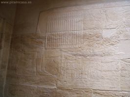 Interior Pir&aacute;mide de Titi