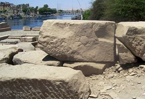 Rocas en la  Isla Elefantina