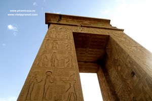 Sala de las Tres Llaves de Karnak