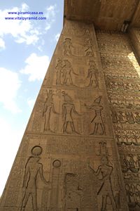 Sala de las Tres Llaves de Karnak
