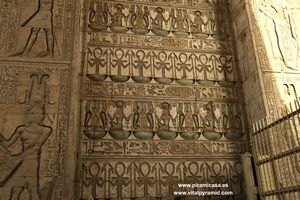 Sala de las Tres Llaves de Karnak