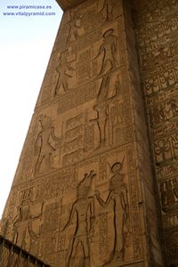 Sala de las Tres Llaves de Karnak