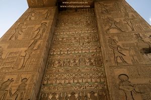 Sala de las Tres Llaves de Karnak
