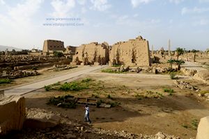 Sala de las Tres Llaves de Karnak