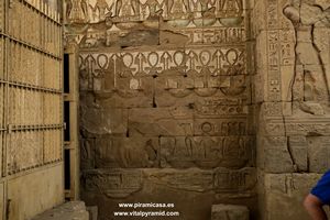 Sala de las Tres Llaves de Karnak