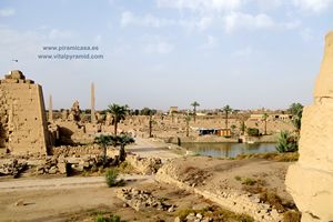 Sala de las Tres Llaves de Karnak