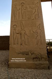 Sala de las Tres Llaves de Karnak