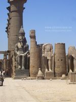 Colosos Karnak