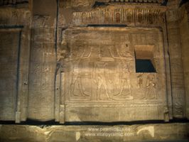 jeroglificos e iniciaci&oacute;n en Kom Ombo