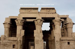 Columnas Templo en Kom Ombo
