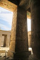 Colunas cuadradas en Medinet Abu