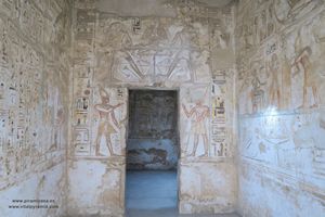 Camaras almacenes Medinet Abu