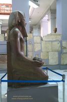 Estatua en el museo de El Cairo fotos im&aacute;genes