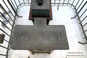 Mortero alquimia granito pulido Museo de El Cairo fotos im&aacute;genes